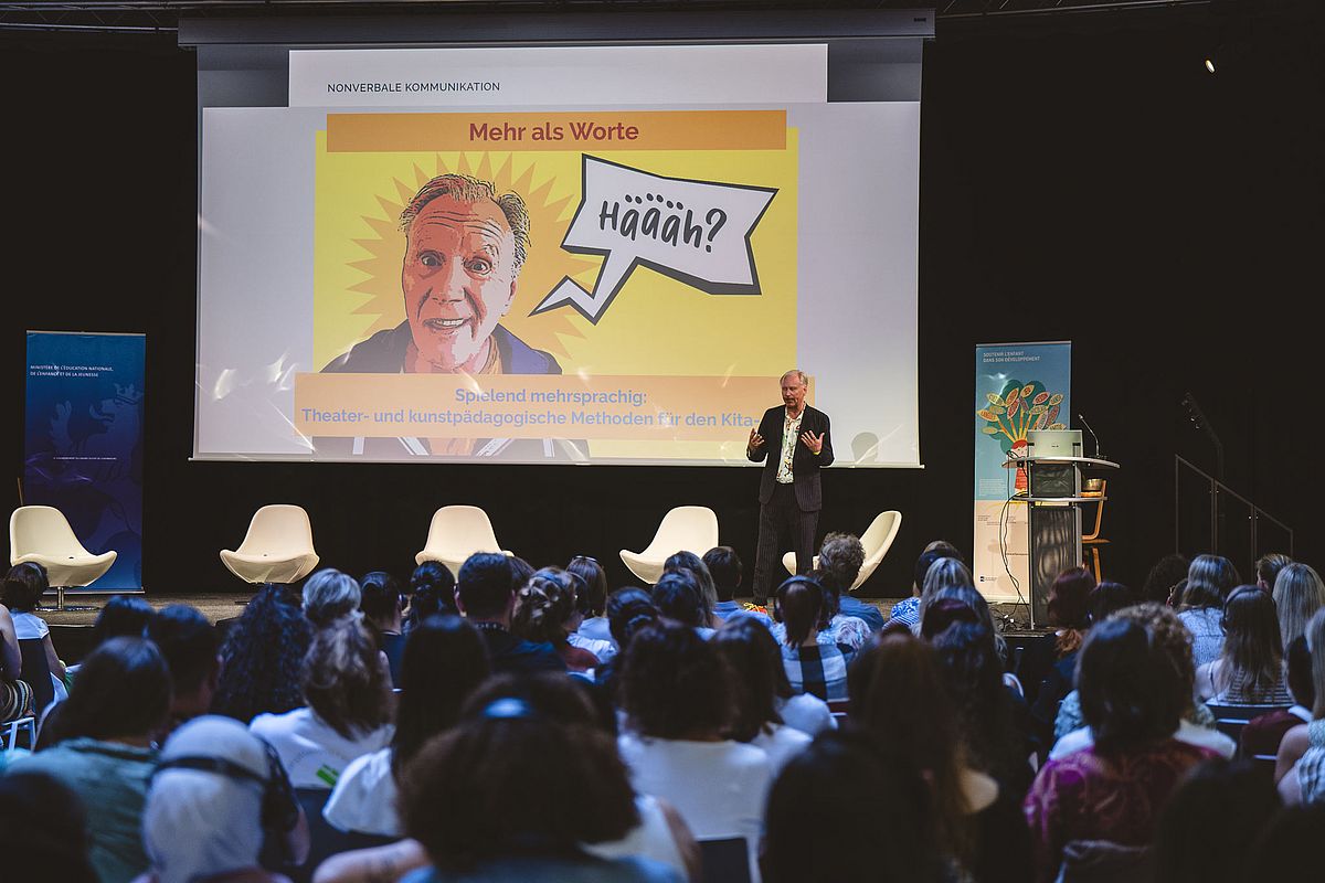 Christian Liebisch als Redner bei der „Foire de l'éducation plurilingue 2025“
